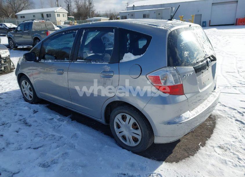 Photo 3 of 2010 Honda Fit (VIN JHMGE8H29AC008617)