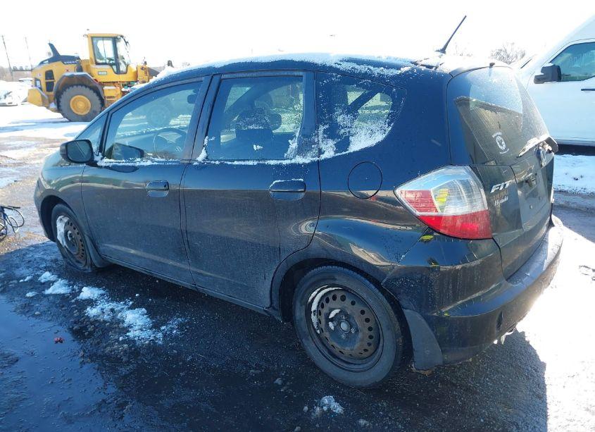 Photo 3 of 2010 Honda Fit (VIN JHMGE8H29AS003519)