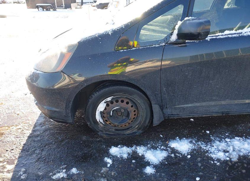 Photo 6 of 2010 Honda Fit (VIN JHMGE8H29AS003519)