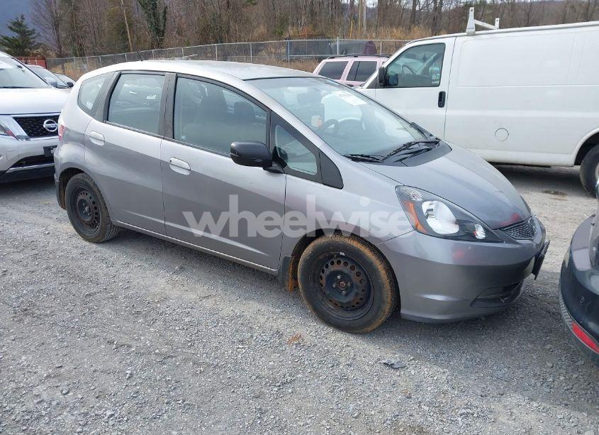 2010 Honda Fit (VIN JHMGE8H29AS011832) main photo