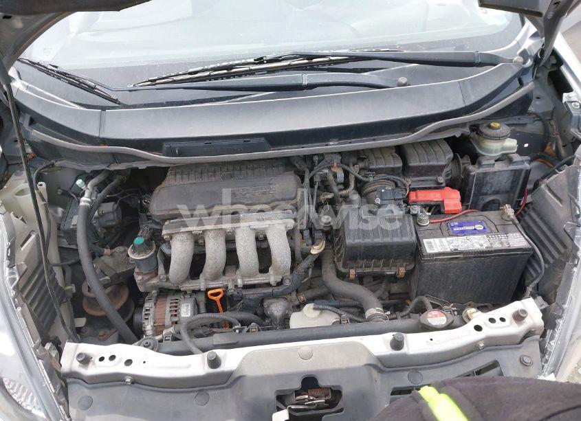 Photo 10 of 2010 Honda Fit (VIN JHMGE8H29AS011832)