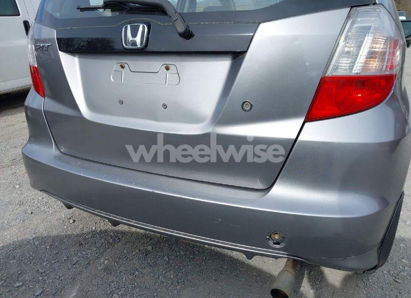 Photo 16 of 2010 Honda Fit (VIN JHMGE8H29AS011832)
