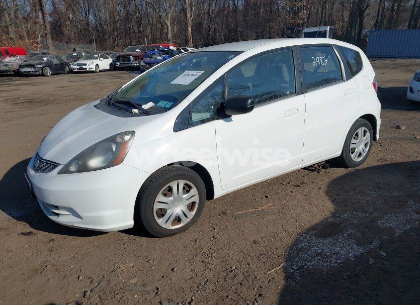 Photo 2 of 2010 Honda Fit (VIN JHMGE8H2XAC029511)
