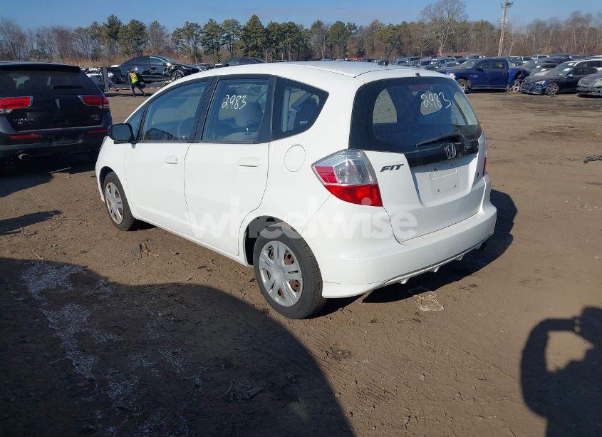 Photo 3 of 2010 Honda Fit (VIN JHMGE8H2XAC029511)