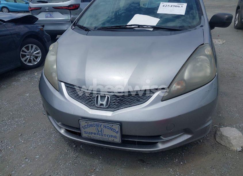 Photo 6 of 2010 Honda Fit (VIN JHMGE8H2XAS020698)