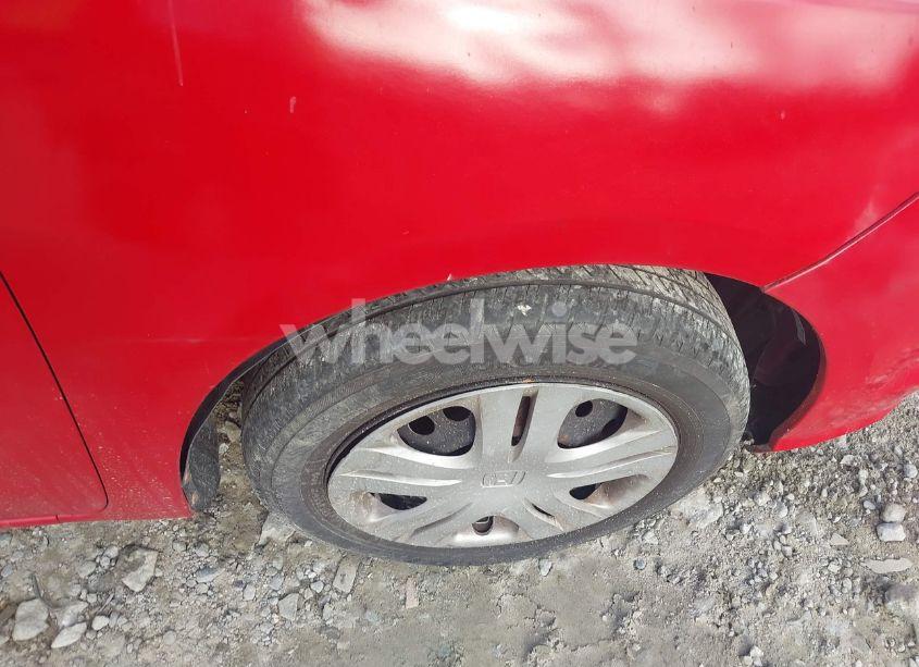 Photo 16 of 2011 Honda Fit (VIN JHMGE8H30BC011383)