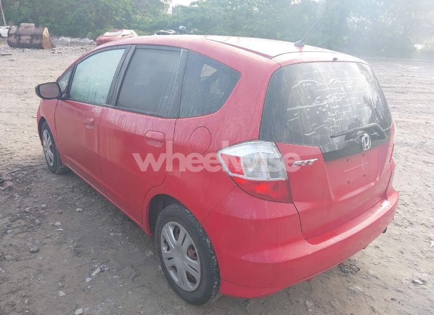 Photo 3 of 2011 Honda Fit (VIN JHMGE8H30BC011383)