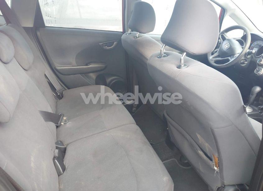 Photo 8 of 2011 Honda Fit (VIN JHMGE8H30BC011383)