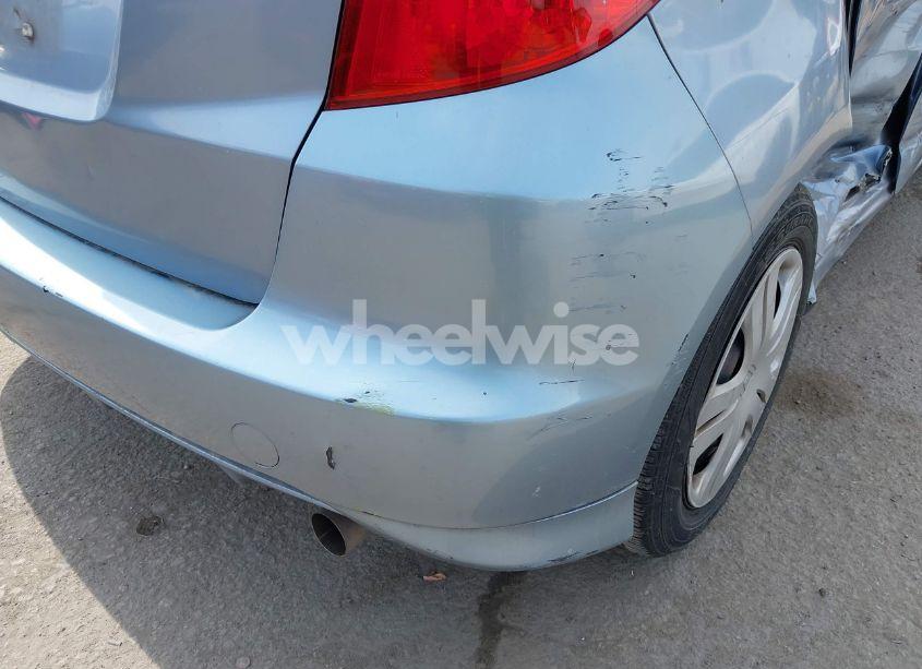 Photo 18 of 2011 Honda Fit (VIN JHMGE8H30BC016731)