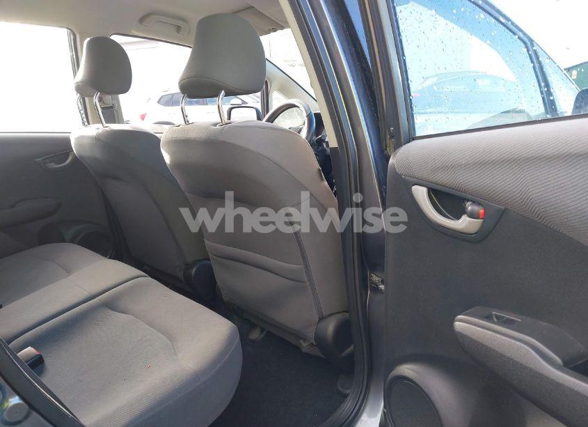 Photo 8 of 2012 Honda Fit (VIN JHMGE8H30CC022191)