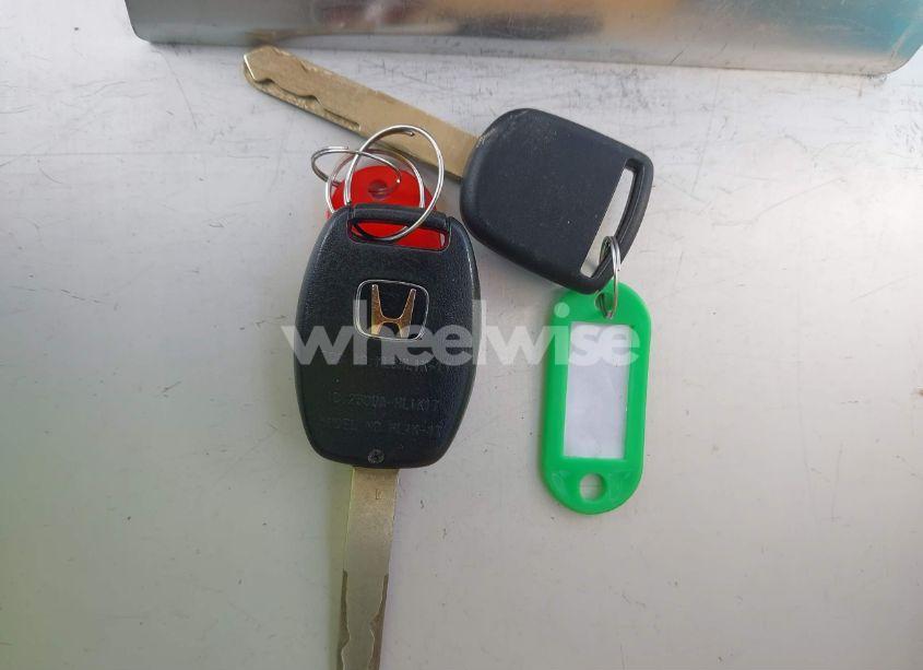 Photo 11 of 2012 Honda Fit (VIN JHMGE8H30CC040805)