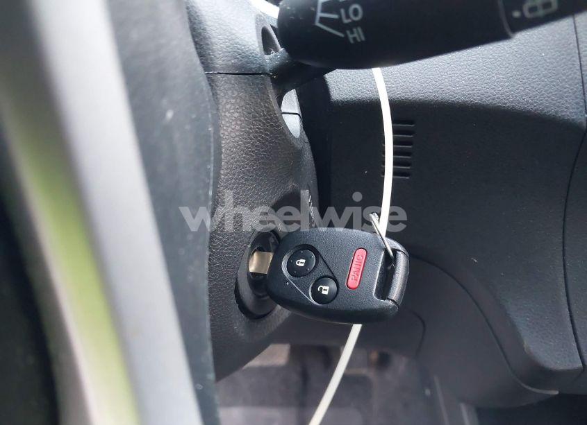 Photo 11 of 2013 Honda Fit (VIN JHMGE8H30DC001195)
