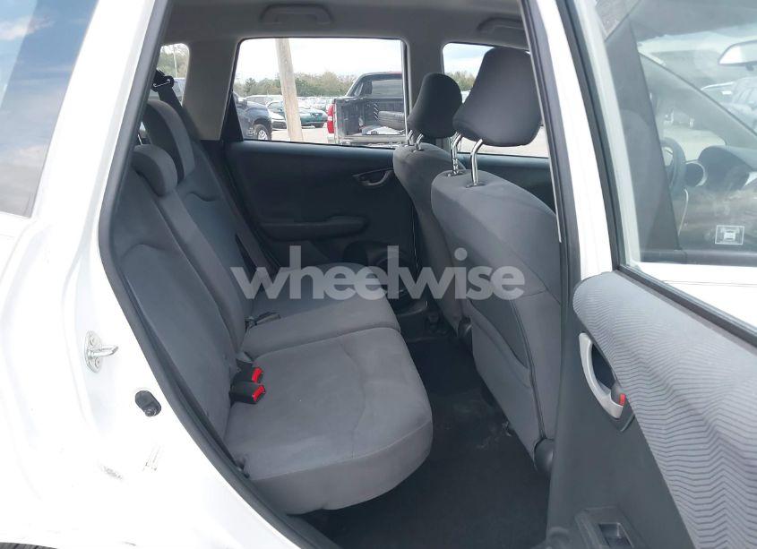 Photo 8 of 2013 Honda Fit (VIN JHMGE8H30DC001195)