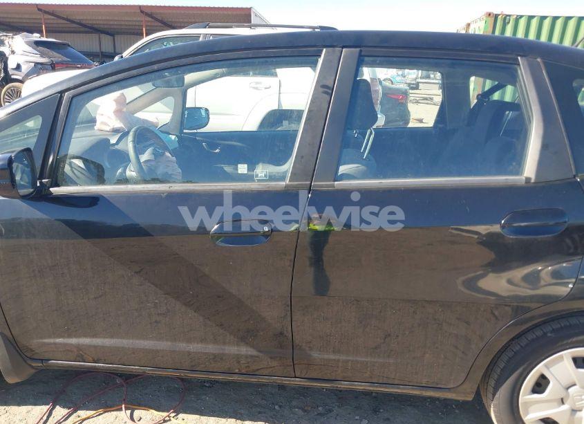 Photo 15 of 2013 Honda Fit (VIN JHMGE8H30DC009636)