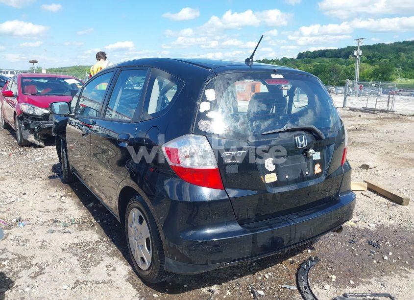 Photo 3 of 2013 Honda Fit (VIN JHMGE8H30DC018885)