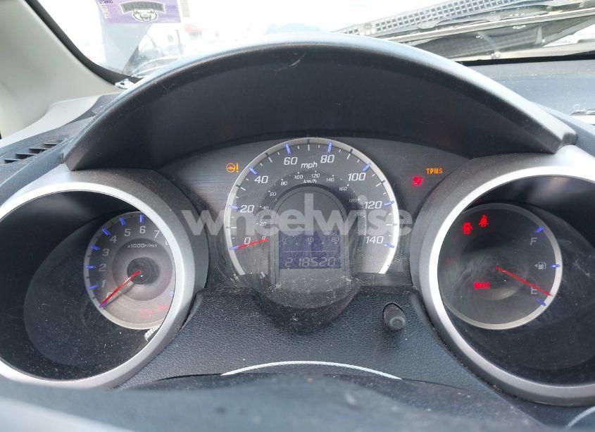 Photo 7 of 2013 Honda Fit (VIN JHMGE8H30DC018885)