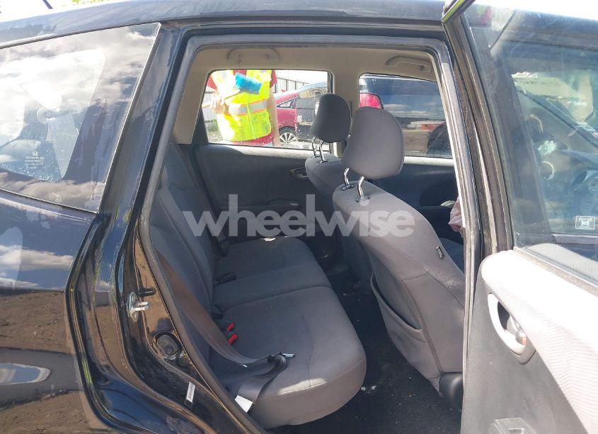 Photo 8 of 2013 Honda Fit (VIN JHMGE8H30DC018885)