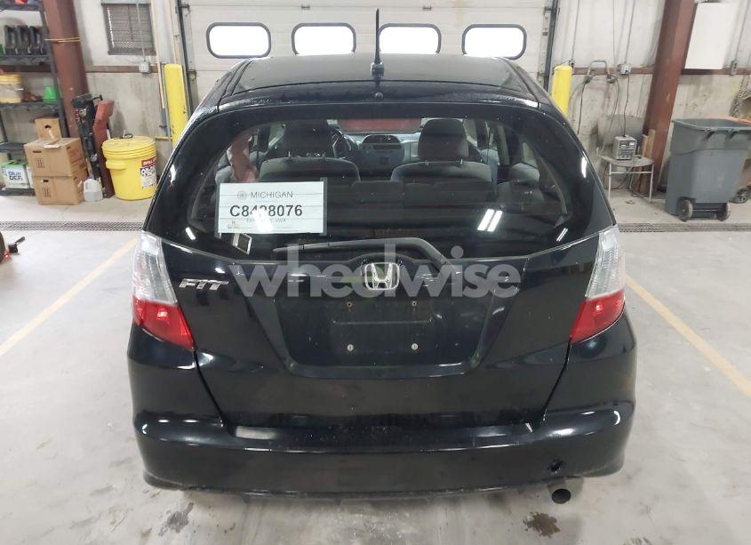Photo 16 of 2013 Honda Fit (VIN JHMGE8H30DC024282)