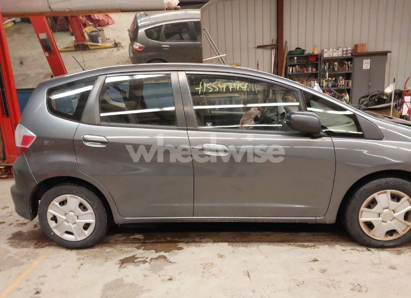 Photo 13 of 2013 Honda Fit (VIN JHMGE8H30DC027988)