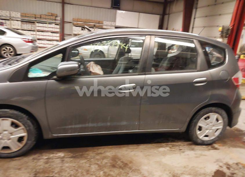 Photo 14 of 2013 Honda Fit (VIN JHMGE8H30DC027988)