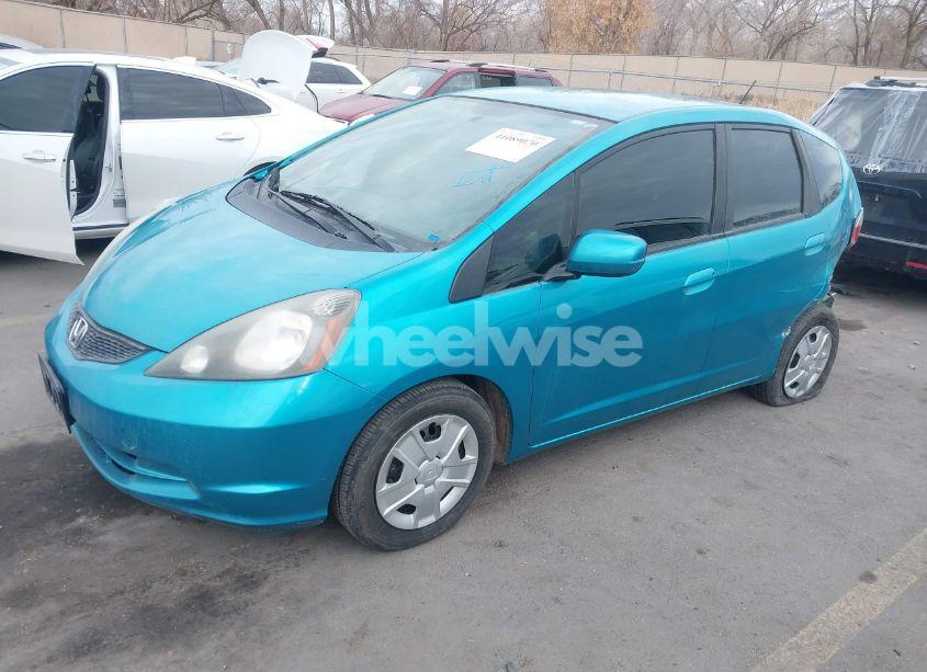 Photo 2 of 2013 Honda Fit (VIN JHMGE8H30DC063387)
