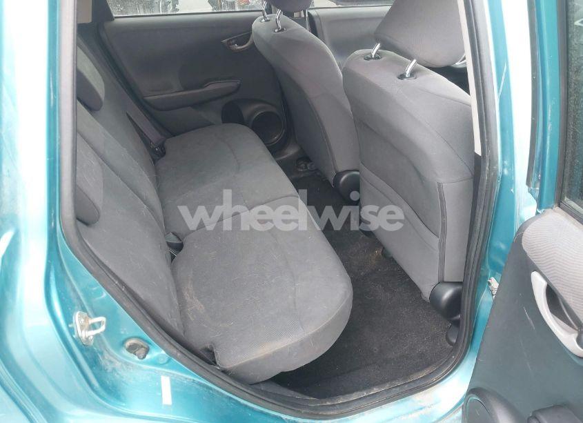 Photo 8 of 2013 Honda Fit (VIN JHMGE8H30DC063387)