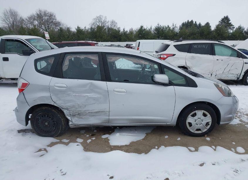 Photo 13 of 2013 Honda Fit (VIN JHMGE8H30DC070940)