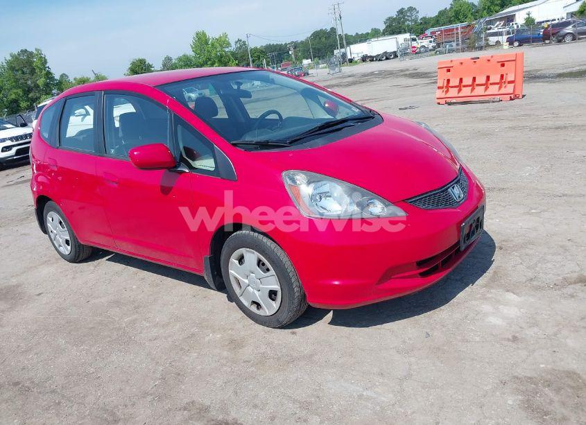 2013 Honda Fit (VIN JHMGE8H30DC072896) main photo
