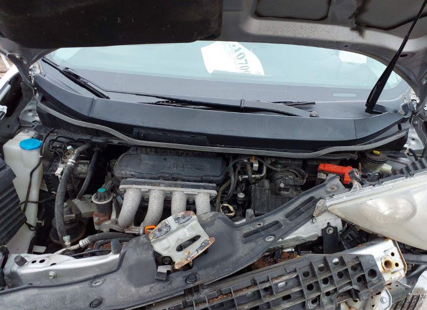 Photo 10 of 2011 Honda Fit (VIN JHMGE8H31BS005713)