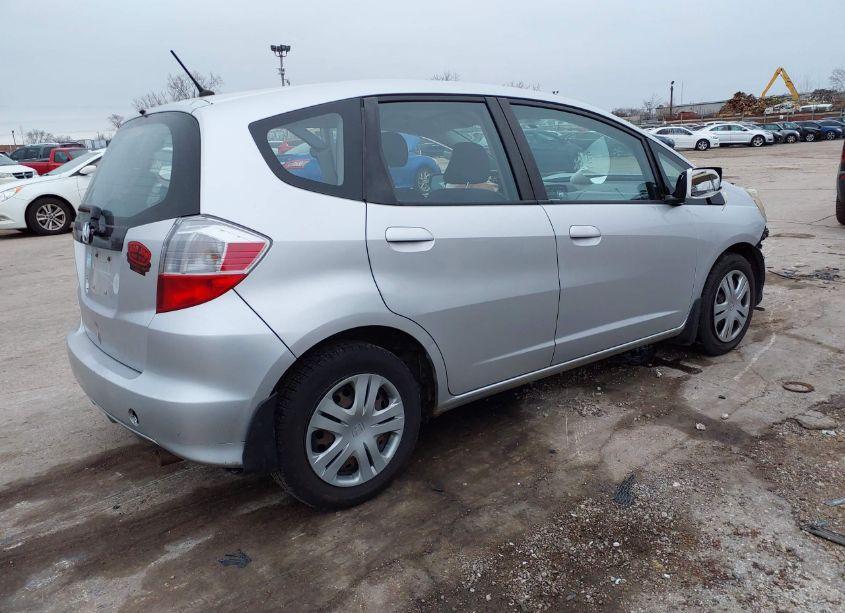 Photo 4 of 2011 Honda Fit (VIN JHMGE8H31BS005713)