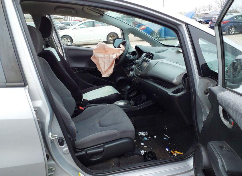 Photo 5 of 2011 Honda Fit (VIN JHMGE8H31BS005713)