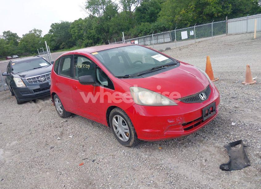 2011 Honda Fit (VIN JHMGE8H31BS010054) main photo