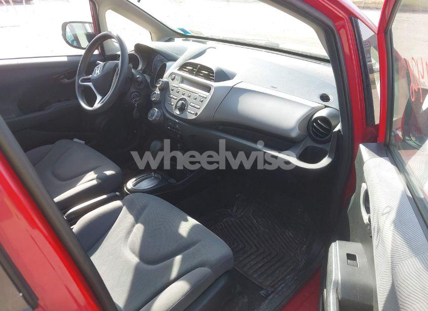 Photo 5 of 2012 Honda Fit (VIN JHMGE8H31CS008385)
