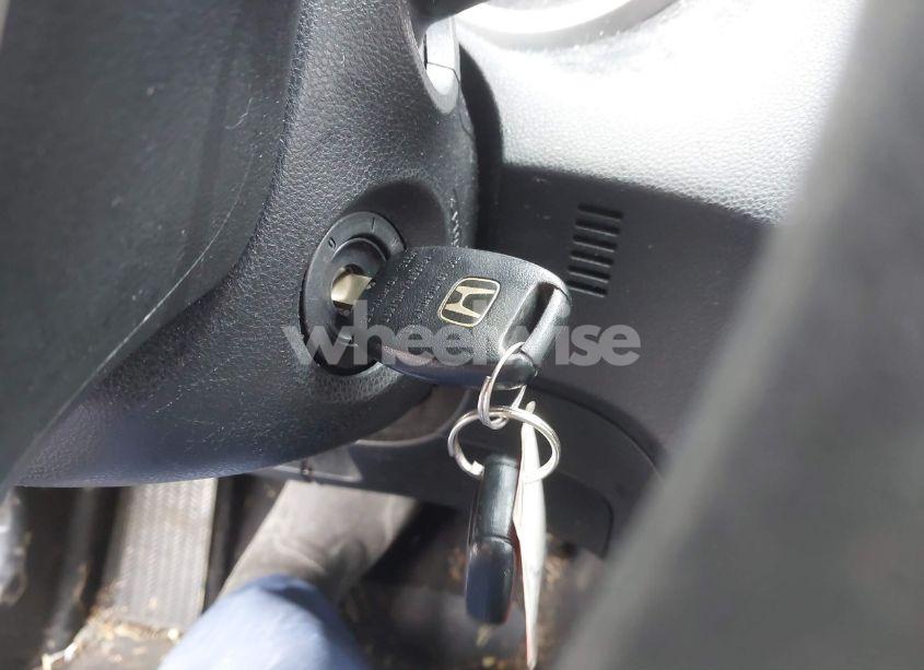 Photo 11 of 2013 Honda Fit (VIN JHMGE8H31DC000234)