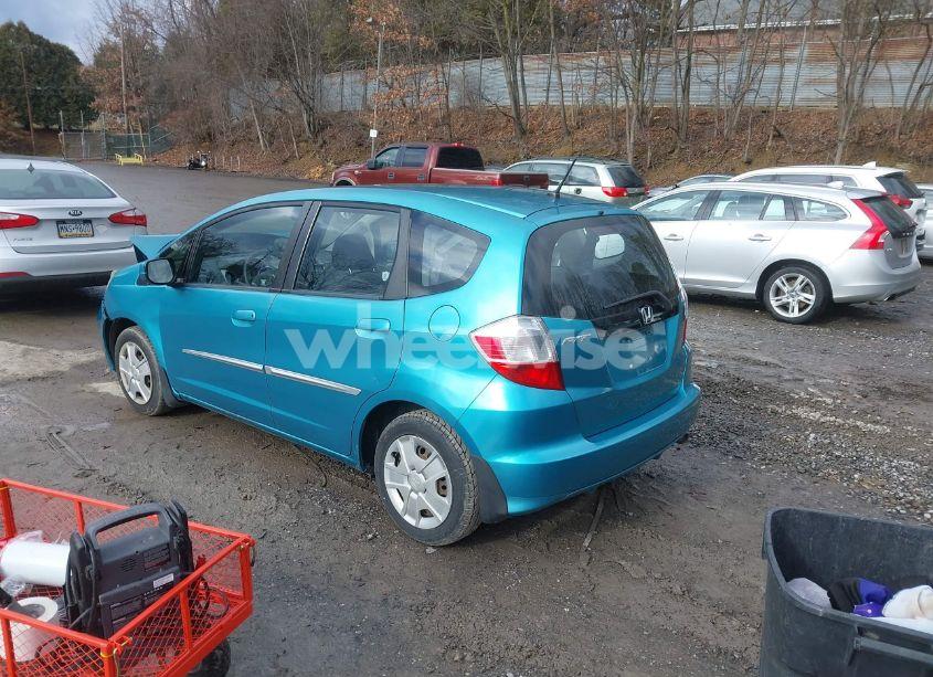 Photo 3 of 2013 Honda Fit (VIN JHMGE8H31DC000234)