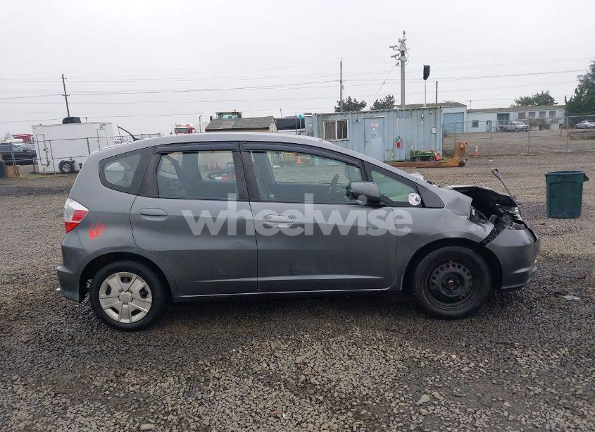 Photo 13 of 2013 Honda Fit (VIN JHMGE8H31DC047585)