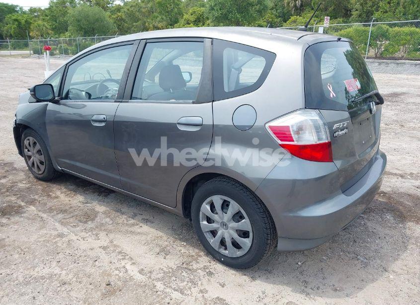 Photo 3 of 2013 Honda Fit (VIN JHMGE8H31DC058246)