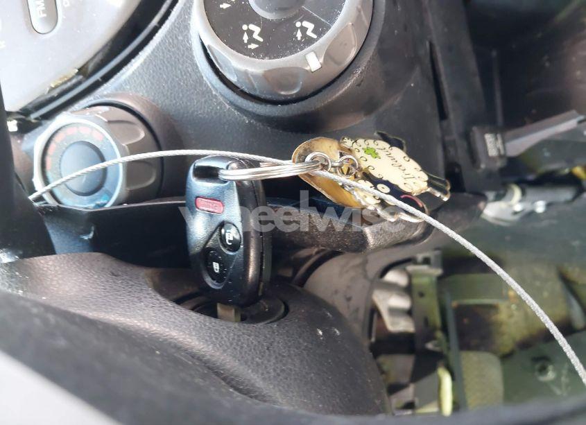 Photo 11 of 2011 Honda Fit (VIN JHMGE8H32BC015001)