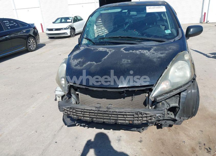 Photo 13 of 2011 Honda Fit (VIN JHMGE8H32BC015001)