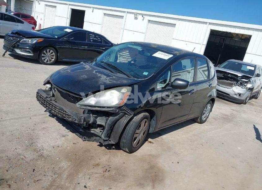Photo 2 of 2011 Honda Fit (VIN JHMGE8H32BC015001)
