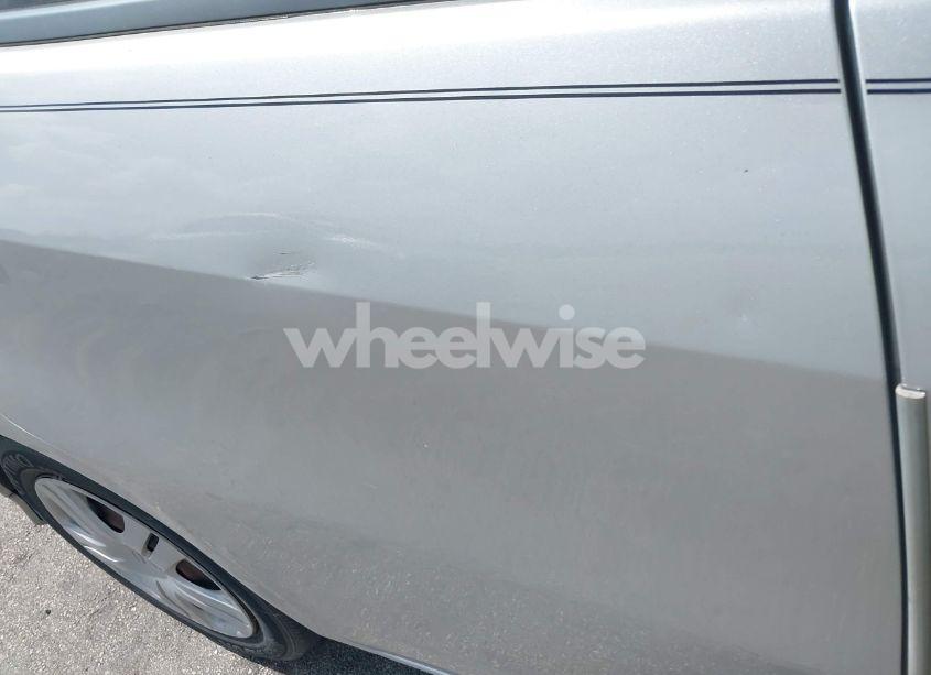 Photo 13 of 2011 Honda Fit (VIN JHMGE8H32BC016763)