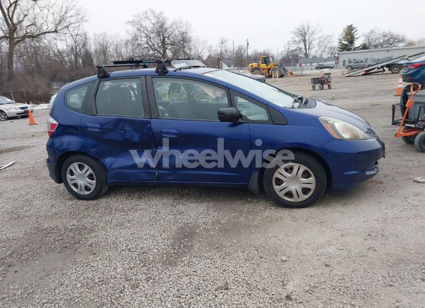 Photo 13 of 2011 Honda Fit (VIN JHMGE8H32BC023664)