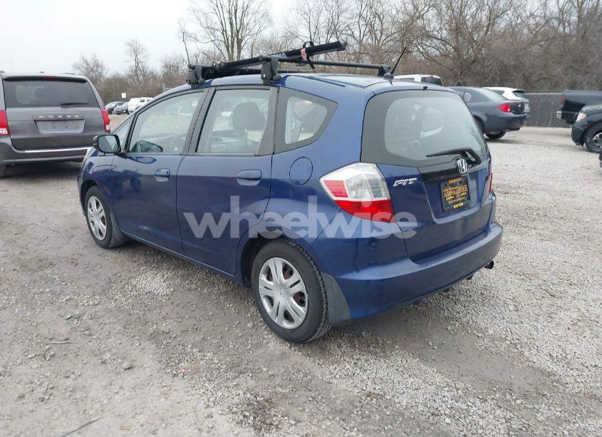 Photo 3 of 2011 Honda Fit (VIN JHMGE8H32BC023664)