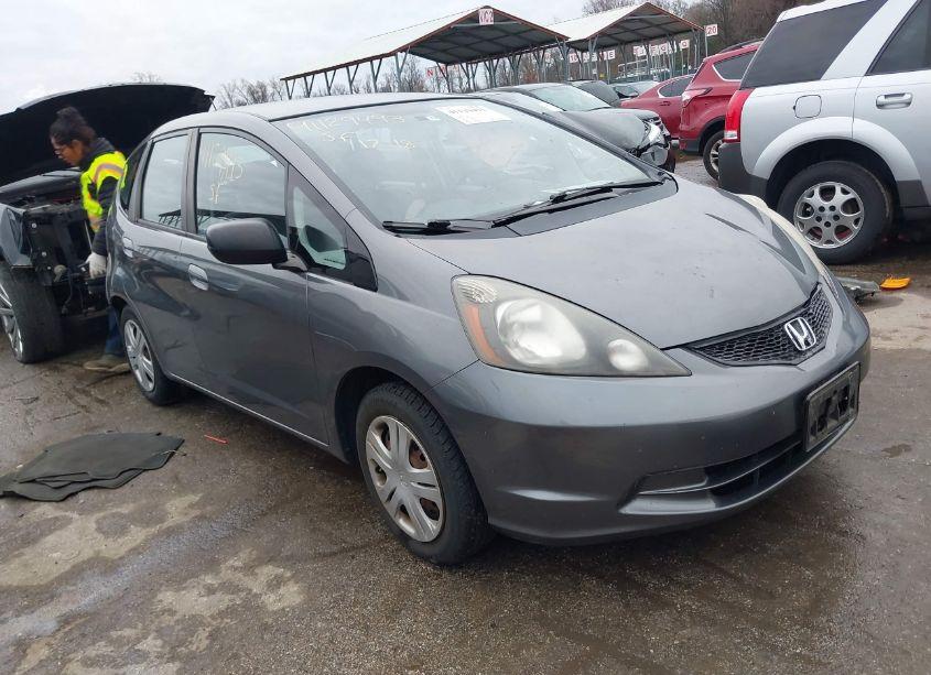 2011 Honda Fit (VIN JHMGE8H32BS005591) main photo