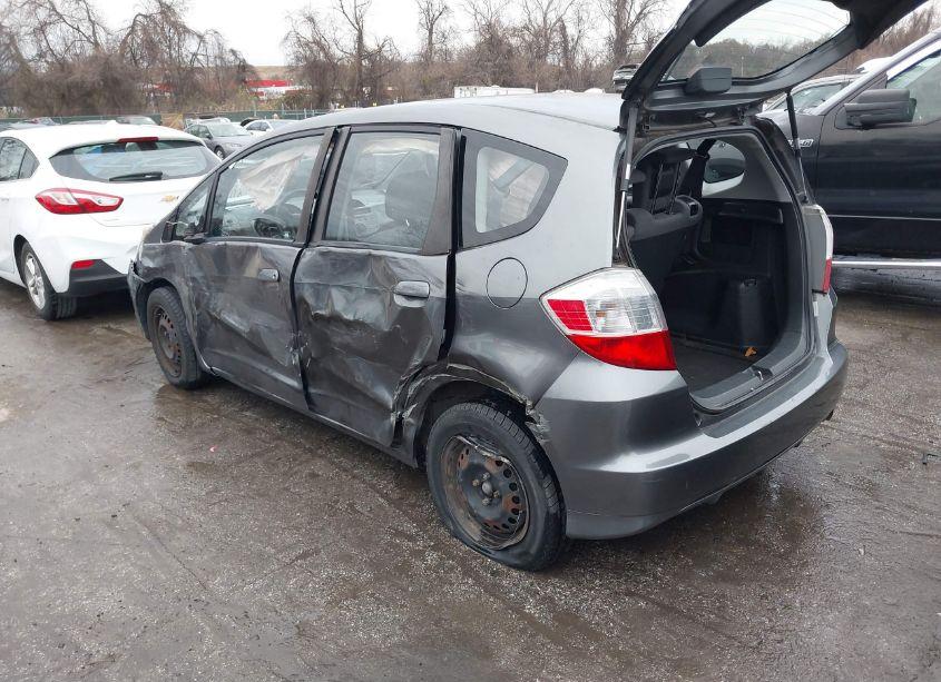 Photo 3 of 2011 Honda Fit (VIN JHMGE8H32BS005591)