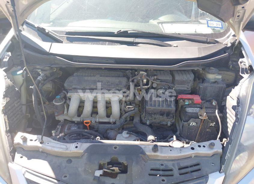 Photo 10 of 2011 Honda Fit (VIN JHMGE8H32BS010872)