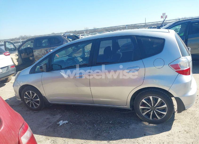 Photo 14 of 2011 Honda Fit (VIN JHMGE8H32BS010872)