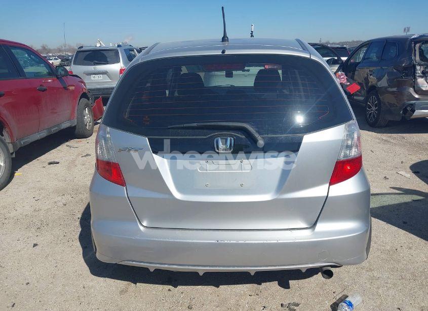 Photo 16 of 2011 Honda Fit (VIN JHMGE8H32BS010872)