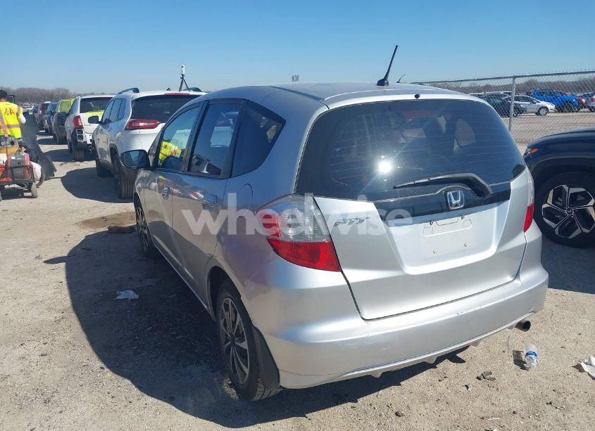 Photo 3 of 2011 Honda Fit (VIN JHMGE8H32BS010872)