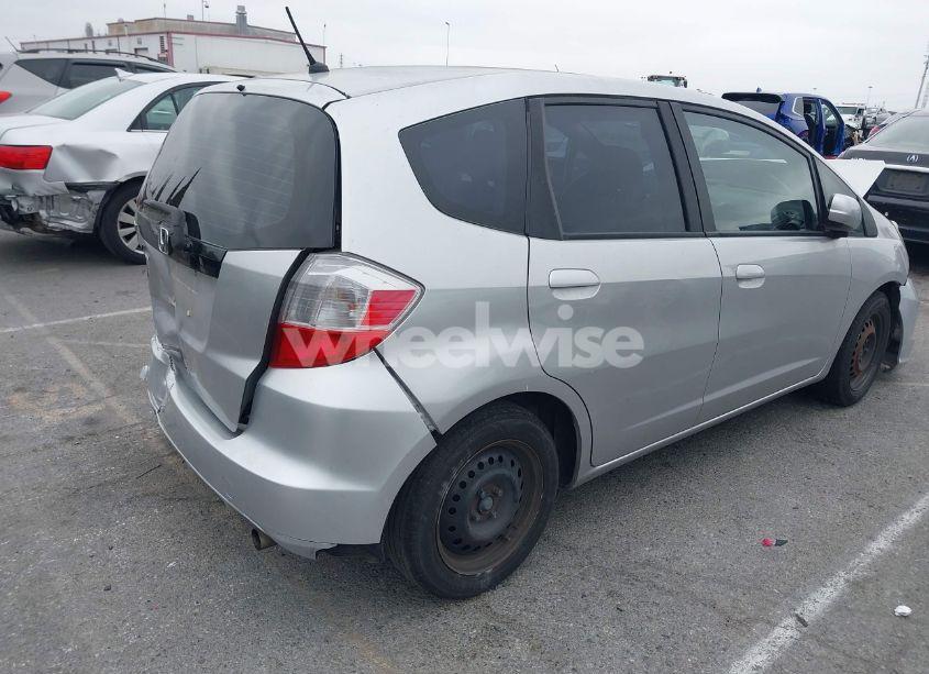 Photo 4 of 2012 Honda Fit (VIN JHMGE8H32CC001374)